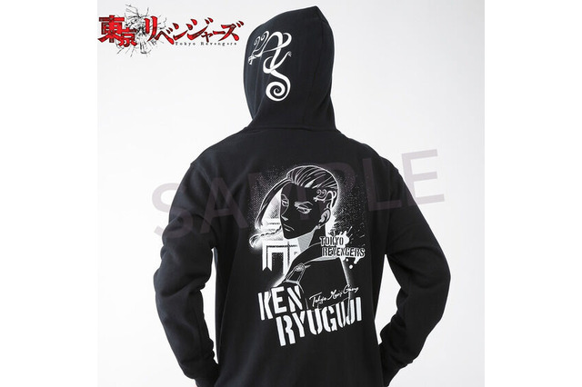 「東リベ」ドラケン、一虎のイラスト＆タトゥーをデザイン！ クールなプルパーカー発売 画像