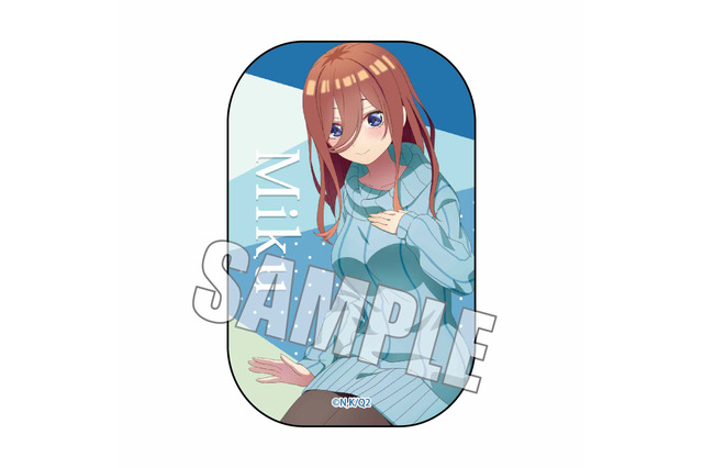 「五等分の花嫁∬」五つ子の誰に“ひざまくら”してもらいたい？ 缶バッジ＆アクリルキーホルダー登場 画像