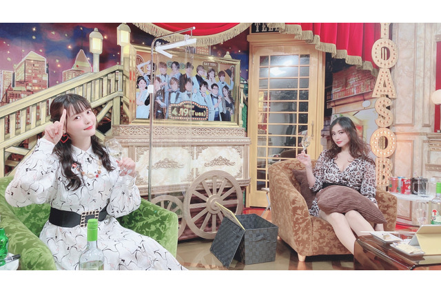 上坂すみれ「コスプレをして家事をするのが楽しい」にたかはし智秋も困惑!?「声優と夜あそび 火」 画像