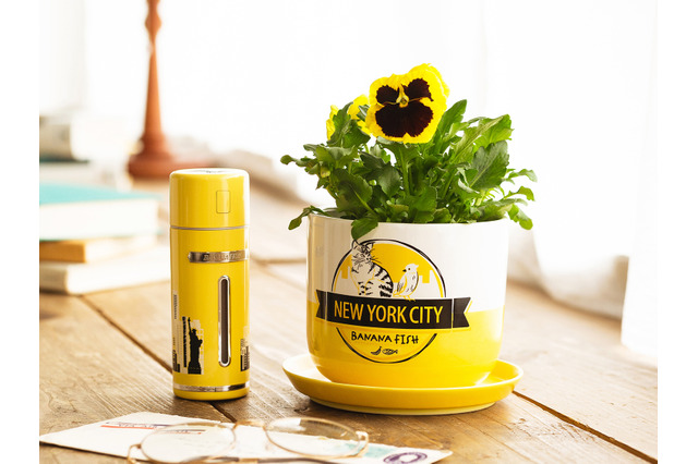 「BANANA FISH」がお部屋を彩る♪ フラワーポットとミニ加湿器が登場 画像
