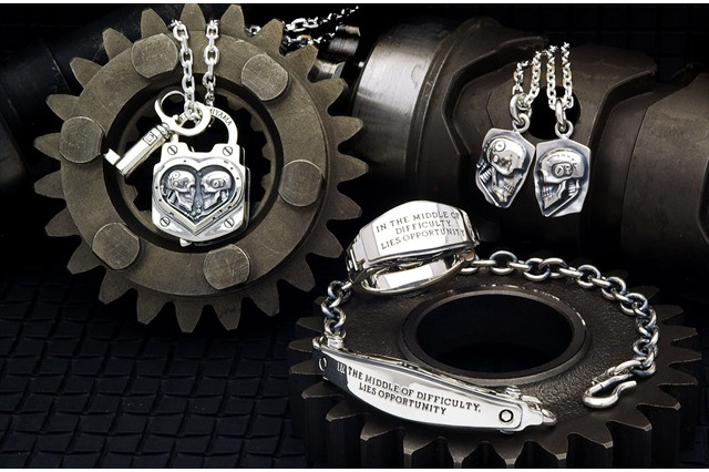 神山健治×Dr MONROEのコラボアクセ いよいよ販売　“スカル”をモチーフにデザイン 画像