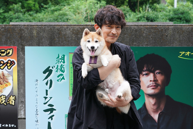 声優・津田健次郎、難破家の愛犬・松と初共演で「いい子でしたねー！」ドラマ「ナンバMG5」特別編 画像