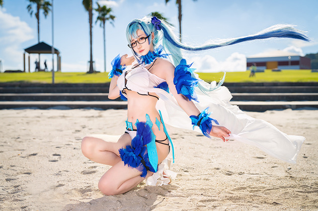 【コスプレ】真夏の海で「FGO」ブリュンヒルデや【ホロライブ】星街すいせいが躍動！美女レイヤー6選【写真24枚】「ラグコス2022」 画像