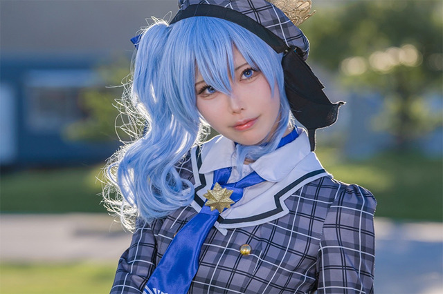 【コスプレ】「ホロライブ」星街すいせいが美しいアイドル衣装で参上！人気レイヤー・一条はな【写真9枚】 画像