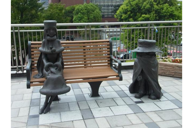 人は誰でも幸せ探す旅人のようなもの　北九州・小倉駅にメーテルと鉄郎が！ 画像