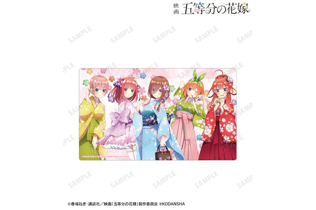「五等分の花嫁」三玖、四葉…五つ子たちが5つの衣装で集合♪ 桜和装、ギター演奏、制服エプロン…あなたはどれを選ぶ？ 画像
