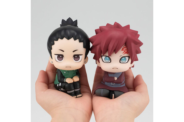 「NARUTO」シカマル＆我愛羅デフォルメフィギュア登場！ “見上げ＆おすわりポーズ”がキュート♪ 画像
