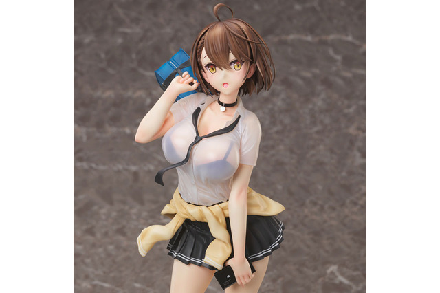 下着“透け透け”な学生服にドキッ！ 「アズールレーン」ボルチモア、 約40cmの大ボリュームでフィギュア化 画像
