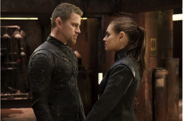 映画「ジュピター」メイキング映像公開 地上24メートルからダイブなど名シーンたっぷり 画像