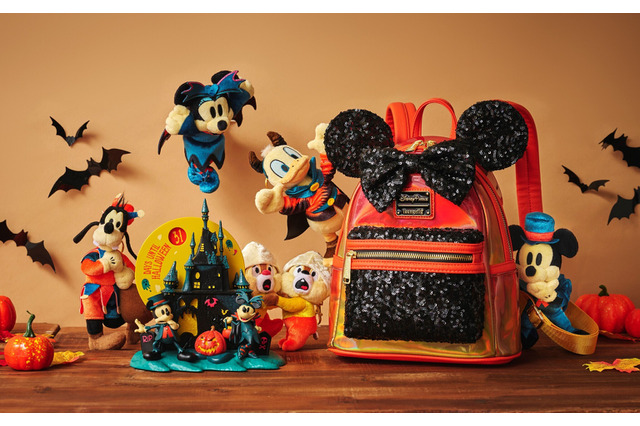「ディズニー」2023年のハロウィーンは、ビビッドオレンジな海外テイストグッズが続々！ ぬいぐるみキーチェーンからバッグまで 画像