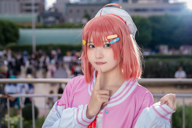 【コスプレ】えり～と巫女アイドルのさくらみこですっ！巫女感どこ？だけど可愛いから許しちゃう！人気レイヤー・うりん【写真8枚】 画像