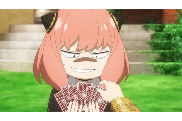 秋アニメ「SPY×FAMILY」ダミアンがニヤリ…!? アーニャ、トランプするます！ 第29話先行カット 画像