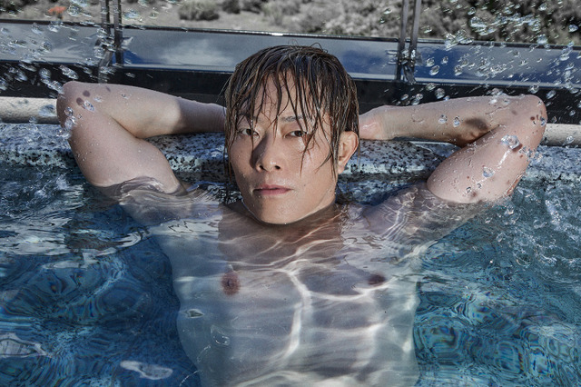 声優・谷山紀章「自分の秘部をさらすような恍惚と恥じらい」初写真集「KROSS OVER」電子版がリリース！ 画像