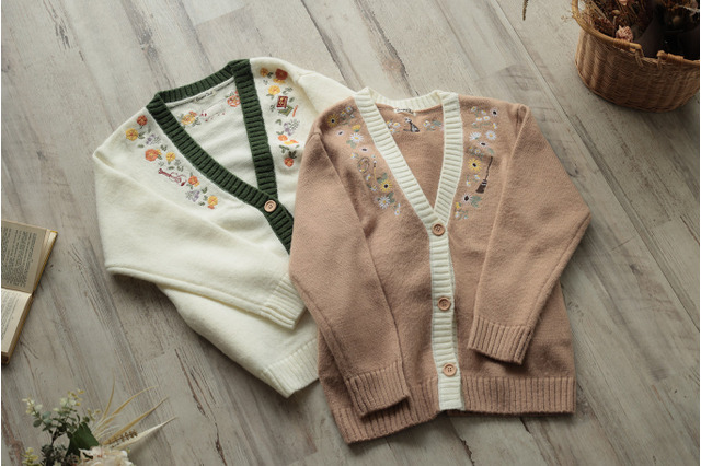 「魔女の宅急便」キキ、「耳をすませば」雫がモチーフ♪ ジブリのヒロイン気分になれる刺繍カーディガン登場 画像