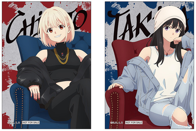 「リコリス・リコイル」千束のリコリス制服＆振袖、たきなのハワイ衣装…アニメイト秋葉原で舞台衣装展示♪ 描き下ろし新グッズも 画像