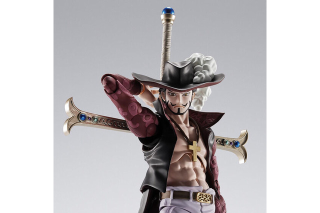 「ワンピース」“このおれを超えてみよ ロロノア!!!” 鷹の目のミホークが可動フィギュアに！ ルフィ＆ゾロの交換用表情パーツで名シーンも再現可 画像