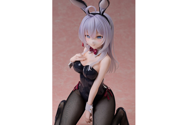 「ロシデレ」大胆なバニーフィギュアが登場！ アーリャ&周防有希の牛モチーフ水着衣装フィギュアも 画像