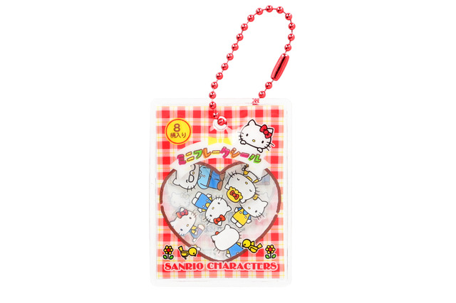 どこか懐かしい♪ キティやポチャッコ、マイメロたちのフレークシールがチャームに！カプセルトイにて 画像