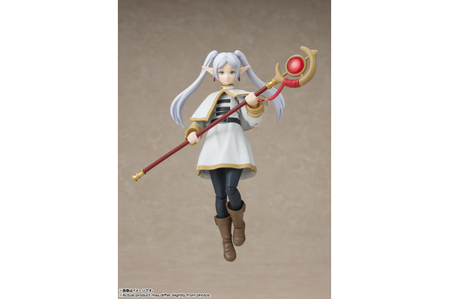 【待望の再販】フリーレンが可動フィギュアになっちゃった☆ 困り顔な表情パーツや付け替えツインテールも付属♪ 画像