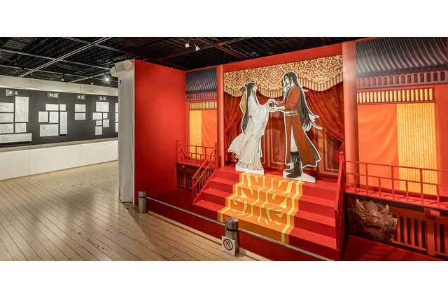 「天官賜福」展、日本初公開の新作ムービーやミニ屏風ほか新グッズ追加で見どころ多数！愛知会場が3月7日開幕 画像