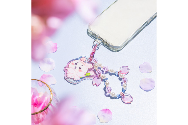 ちいかわがさくらのようせいに変身♪ 「ちいかわ」ビーズ付きアクキーやトートバッグなど新商品が登場 画像