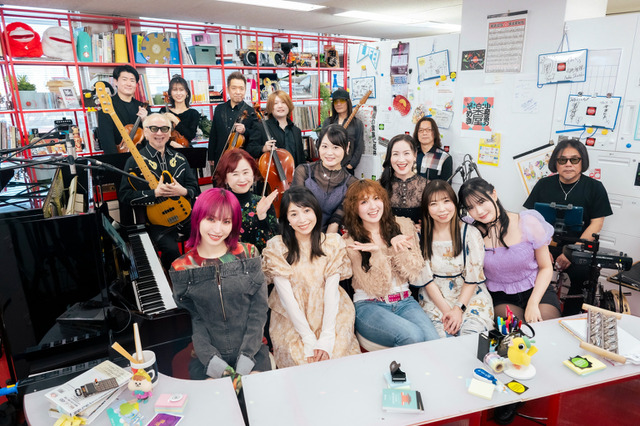「鬼滅の刃」「SAO」「ガンダムSEED」ファン必見！ 梶浦由記×LiSA×FictionJunctionがNHK「tiny desk concerts JAPAN」で奇跡の共演！  名曲を特別アレンジで 画像