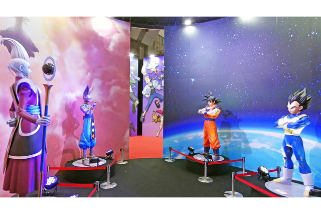 悟空やベジータがド迫力の等身大で登場！「ゲ謎」の“ゲッ！”となる舞台小道具など注目のディスプレイも【AnimeJapan 2026 東映アニメーションブースレポ】 画像