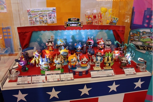 「妖怪ウォッチ」「仮面ライダー」「ウルトラマン」バンダイブースはキッズに人気のおもちゃ大集合@東京おもちゃショー2016 画像
