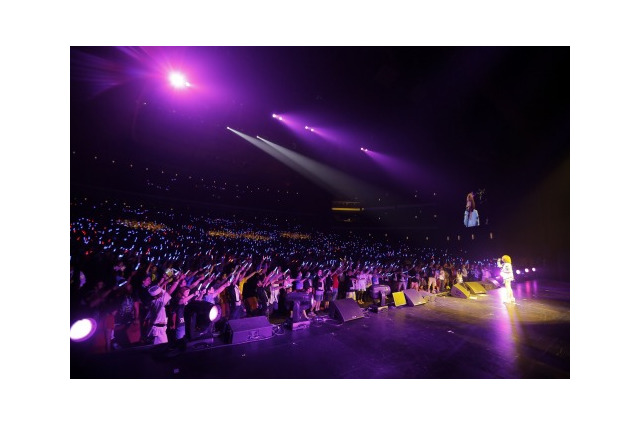 Anime Expo 2016 藍井エイルと春奈るなが出演 「鋼の錬金術師」をコラボするサプライズも 画像