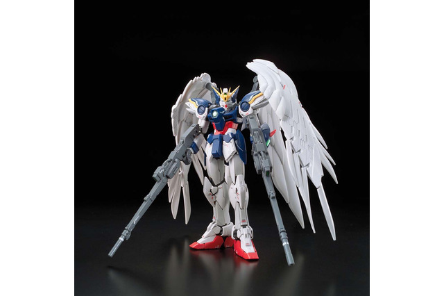 “俺は後何回、あの子とあの子犬を殺せばいいんだ”「RG 1/144 ウイングガンダムゼロ EW」の抽選販売が受付中！ 翼の装甲構造を表現した羽状モールドは必見 画像