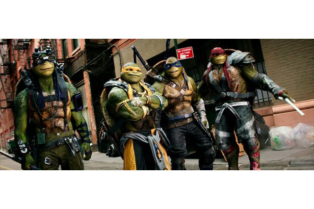 映画「ミュータント・ニンジャ・タートルズ」4兄弟の劇中での見どころは？ 特別映像でマイキーが解説 画像