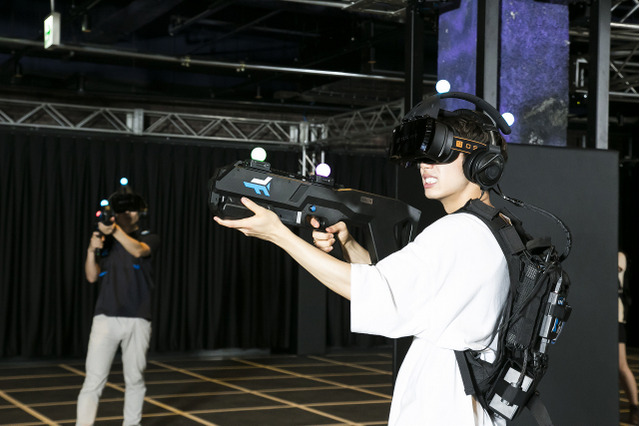 【レポート】VR空間を自分の足で移動するリアルFPS「ZERO LATENCY VR」が日本上陸 画像