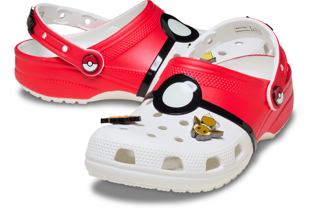 「ポケモン」ピカチュウやモンスターボール、がクロックスに！イーブイ、コダックのジビッツチャームも♪「Crocs ポケモン30周年コレクション」登場　【8/28～】 画像