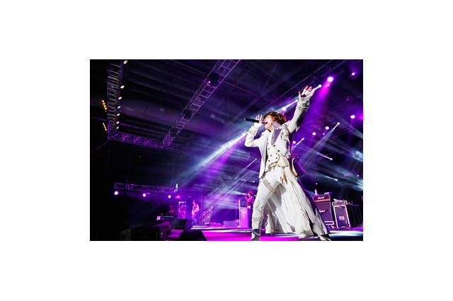 T.M.Revolution初のアジア公演　ライブ全16曲　シンガポール3000人が熱狂 画像