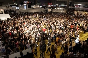 前回開催写真：100人以上での“踊ってみた”