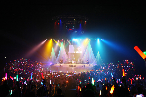 「Pile Birthday Party!!!2017」in舞浜アンフィシアター 撮影・中村ユタカ