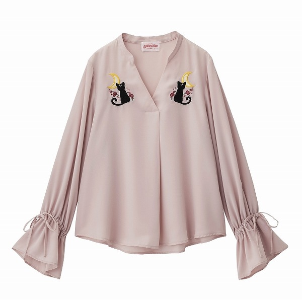 エンブロイダリーブラウス(C)武内直子・PNP・東映アニメーション(C)Naoko Takeuchi