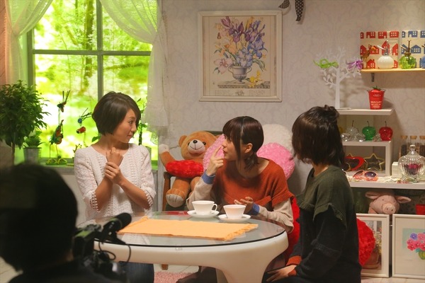 【収録オフショット】“料理回”で二人のエプロン選び 「水瀬いのりと大西沙織のPick Up Girls」第6回