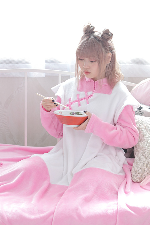 古関れん『らんま1/2』コラボレーション ルームウェア（シャンプーモデル）12,800円（税抜）(C)高橋留美子／小学館