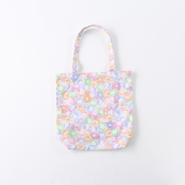 「トートバッグ」500円(税抜)(C)赤塚不二夫／おそ松さん製作委員会