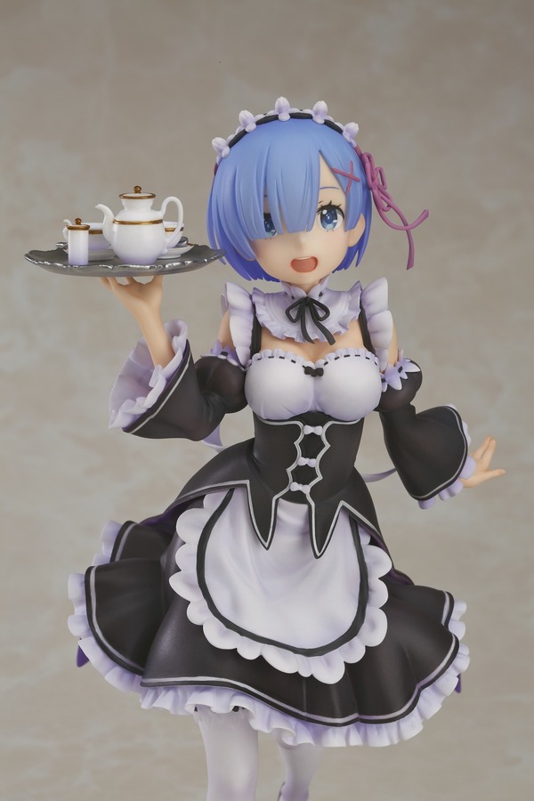 フィギュア「レム」12,300円（税込）(C)長月達平・株式会社KADOKAWA刊／Re:ゼロから始める異世界生活製作委員会