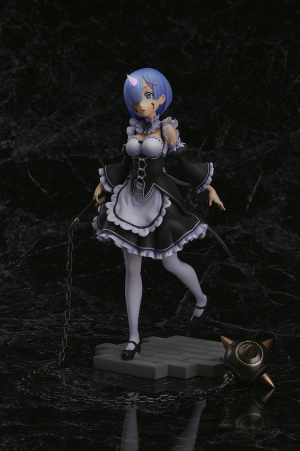 フィギュア「レム」12,300円（税込）(C)長月達平・株式会社KADOKAWA刊／Re:ゼロから始める異世界生活製作委員会