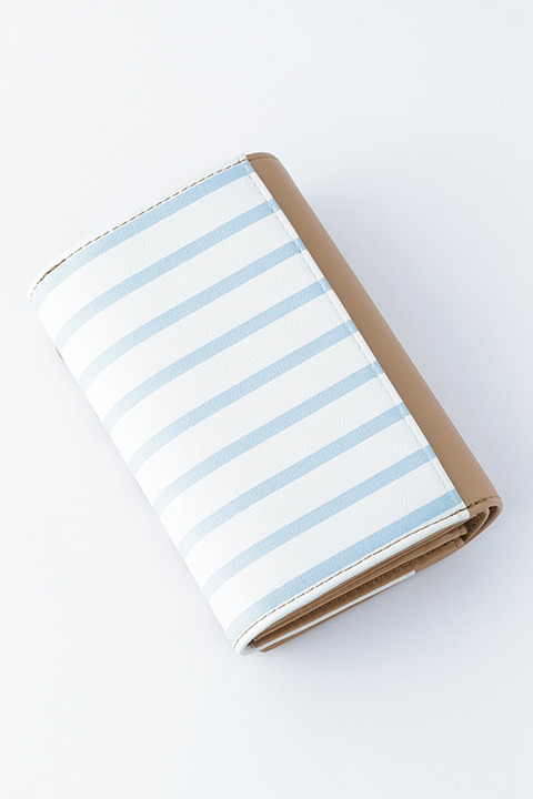 『サンリオ男子』コラボレーション 財布／7,800円(税別) 源 誠一郎 モデル(C)2015, 2018 SANRIO CO., LTD. APPROVAL NO.S584763 HP