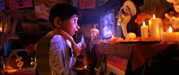 『リメンバー・ミー』（C）2018 Disney/Pixar. All Rights Reserved.