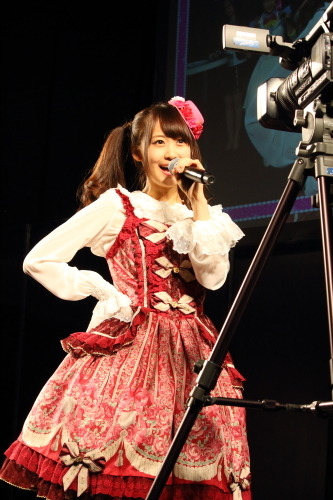 「キラッとプリ☆チャン」フォロチケ交換やPR動画配信を実演！ 放送直前ステージレポ