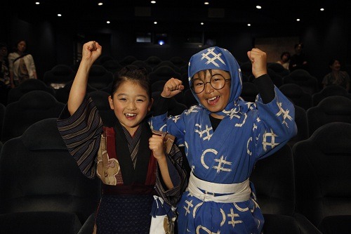 左：濱田ここねさん、右：加藤清史郎さん