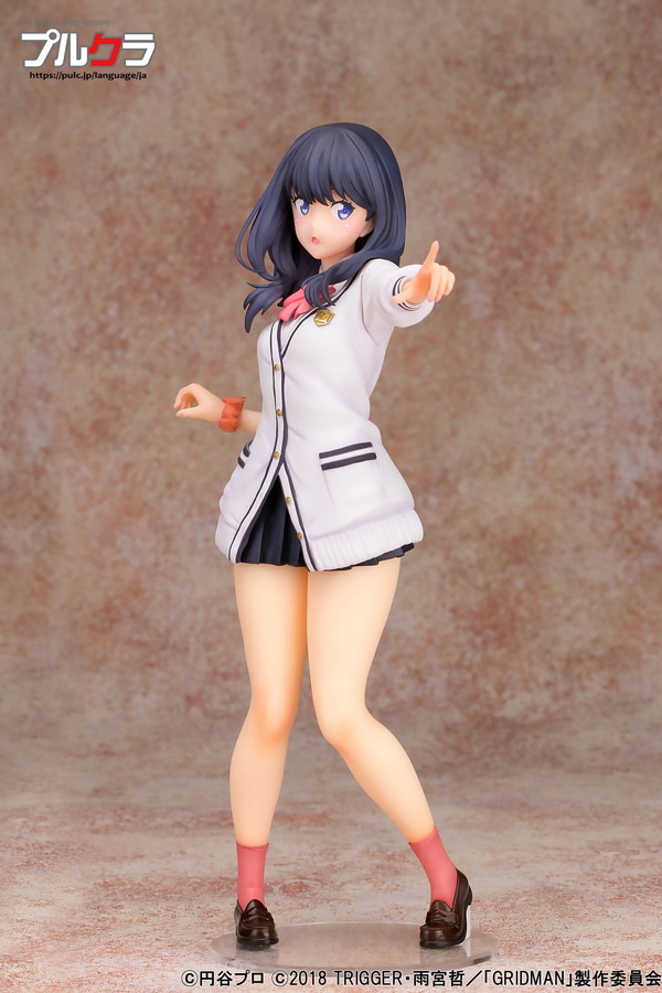 「SSSS.GRIDMAN 1/6スケール『宝多六花』PVC製塗装済完成品」13,800円（税抜）（C）円谷プロ（C）2018 TRIGGER・雨宮哲／「GRIDMAN」製作委員会