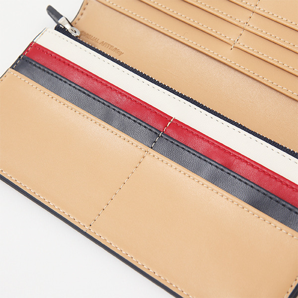 『CLANNAD』コラボレーション長財布 11,800円（税別）（C）VISUAL ARTS/Key