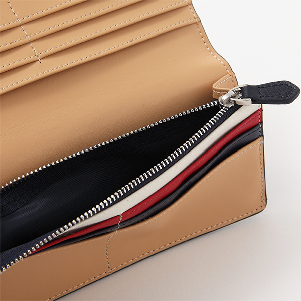 『CLANNAD』コラボレーション長財布 11,800円（税別）（C）VISUAL ARTS/Key