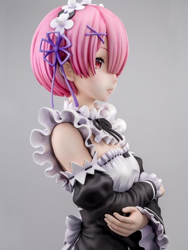 「Re:ゼロから始める異世界生活 ラム1/1 胸像フィギュア」234,000円 （税別）（C）長月達平・株式会社KADOKAWA刊／Re:ゼロから始める異世界生活製作委員会